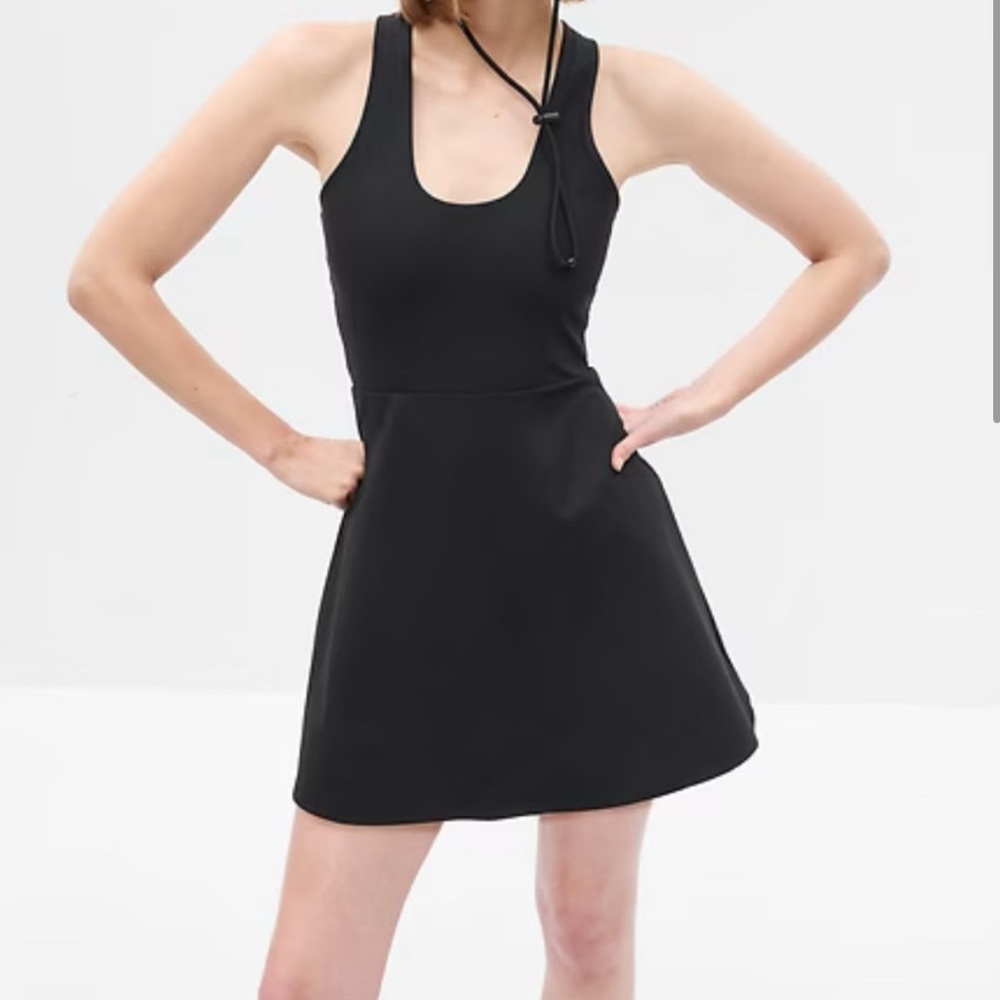 GapFit Power Cross-Back Exercise Dress - L